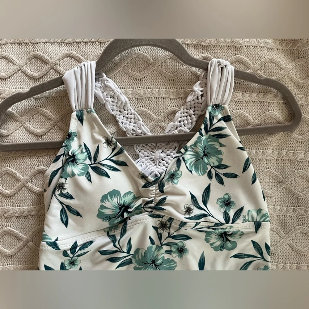 Ambrielle brand White & green Floral Tankini with knit braided straps size S - Picture 9 of 13